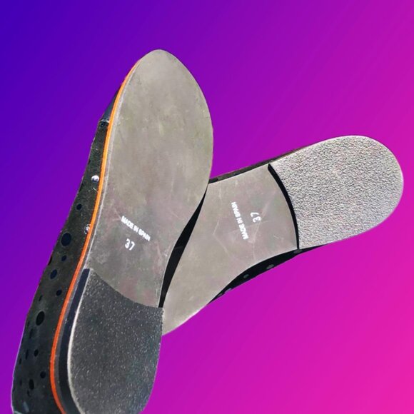 ZEELY Black Leather and Suede Slip On Shoes Made in Spain NEW Sz 6.5 - Picture 6 of 7